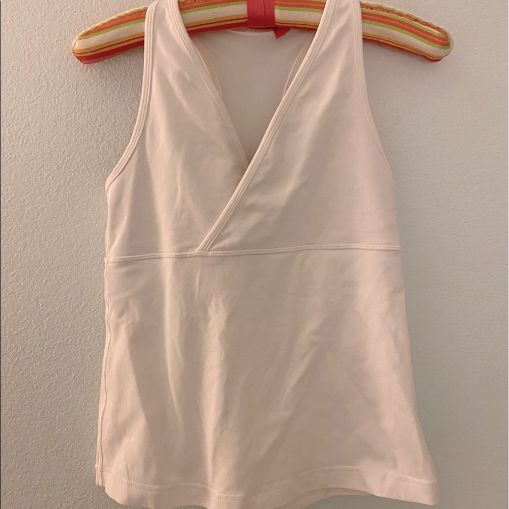 Lululemon tank